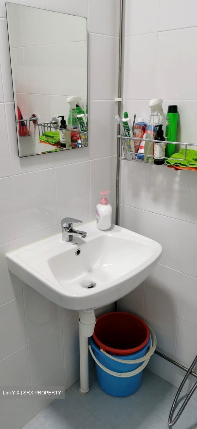 Blk 208 Bukit Batok Street 21 (Bukit Batok), HDB 3 Rooms #589306391